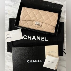 CHANEL Caviar Quilted Large Gusset Flap Wallet Beige